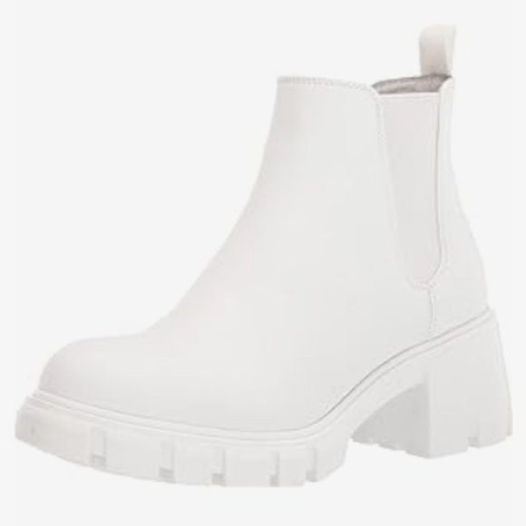 NEW Steve Madden Womens Leather Howler Ankle Boot Sz 8 white - Picture 1 of 7